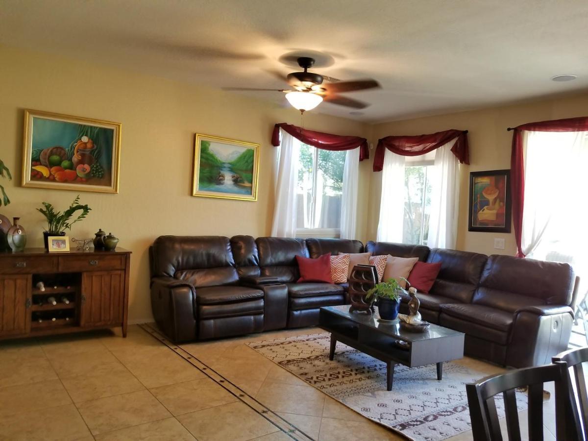 Phoenix Home Near Freeways And Airport Екстер'єр фото